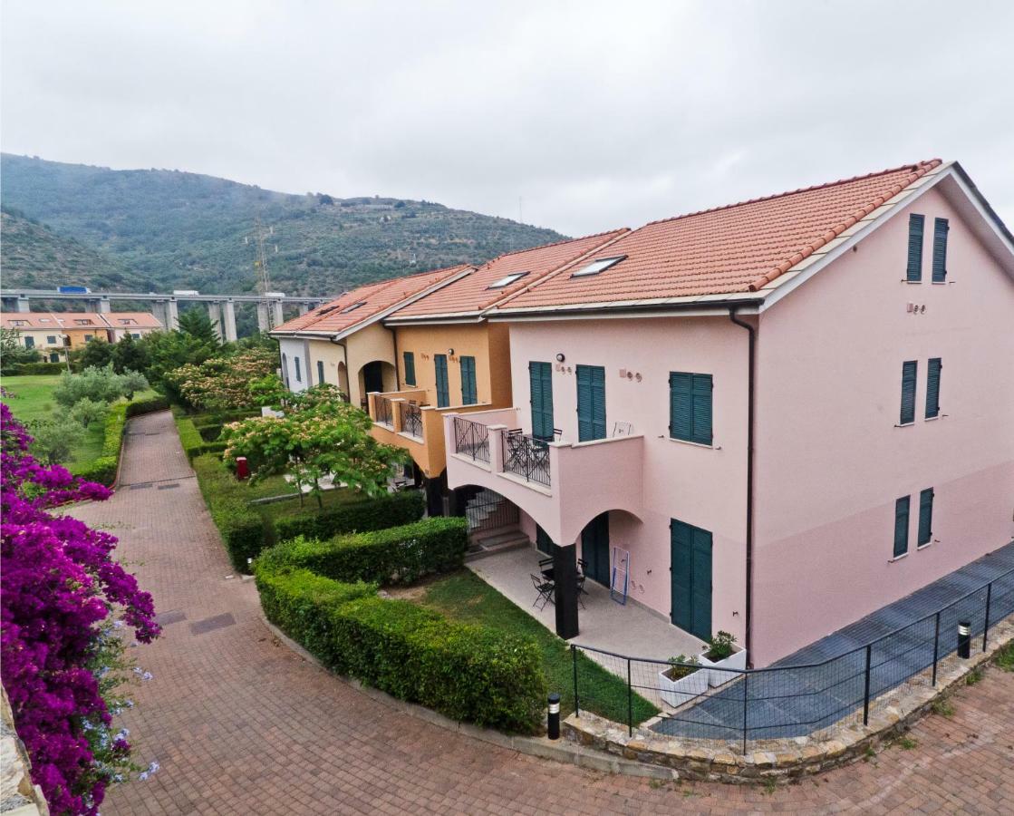 Appartamenti Castellaro Pompeiana Kültér fotó